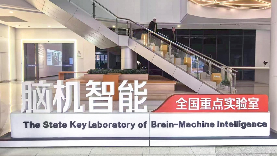 1544148345471980.jpg 1544148345471980.jpg