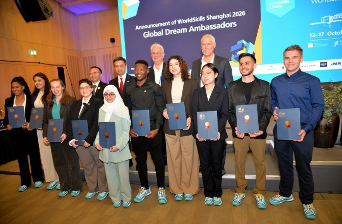 1760579735756048828.png image.png